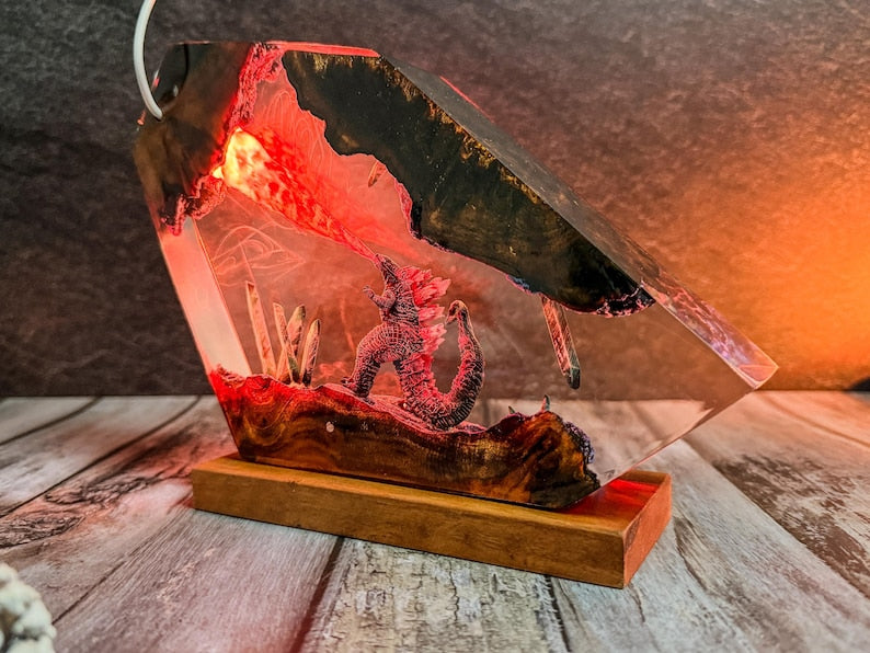 King monster resin lamp, Monster night light, Epoxy wooden lamp