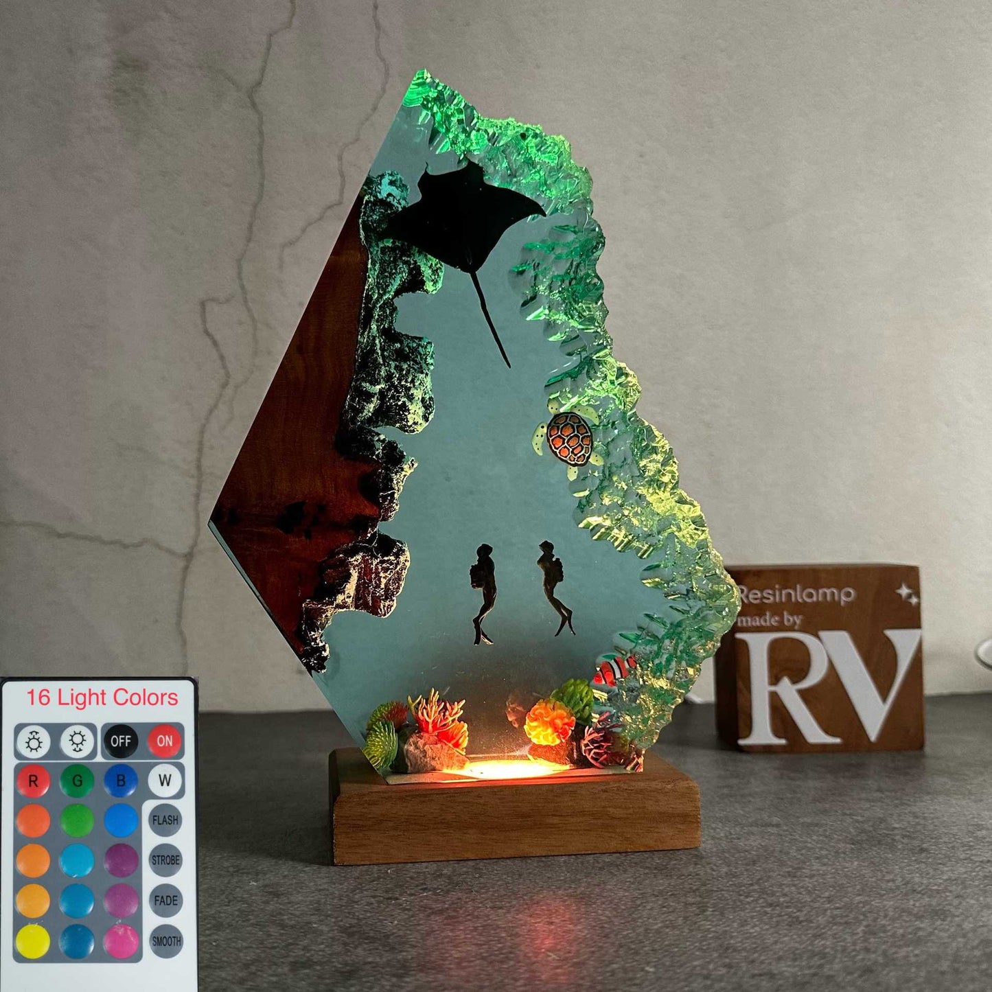 Ocean Lamp: Manta Rays, Divers, Sea Turtle Night Light