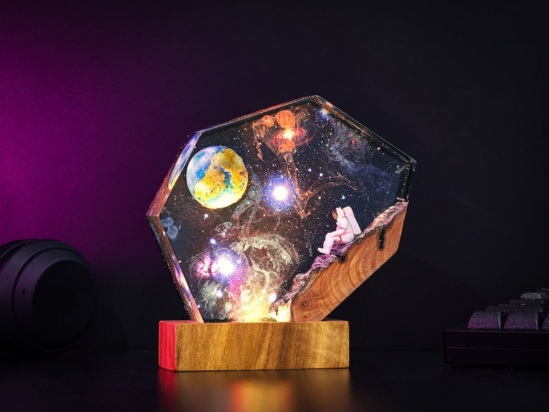 The EARTH and Astronaut Epoxy lamp, EGO lamp, Gravity in Space Night light, Moon night light