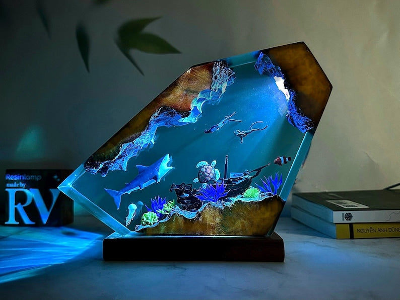 Custom Great white shark & Couple Diver wood lamp, Ocean Lamp, Deep Blue Sea