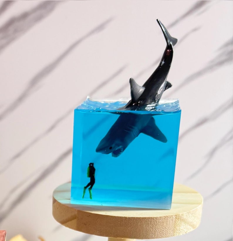 Scuba Diver Shark Resin Night Light, 5cm Personalized Ocean Night Light