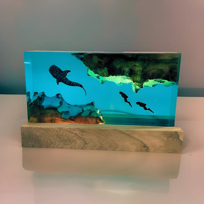 Deep Sea Resin Lamp: Whale, Scuba Divers, LED Night Light