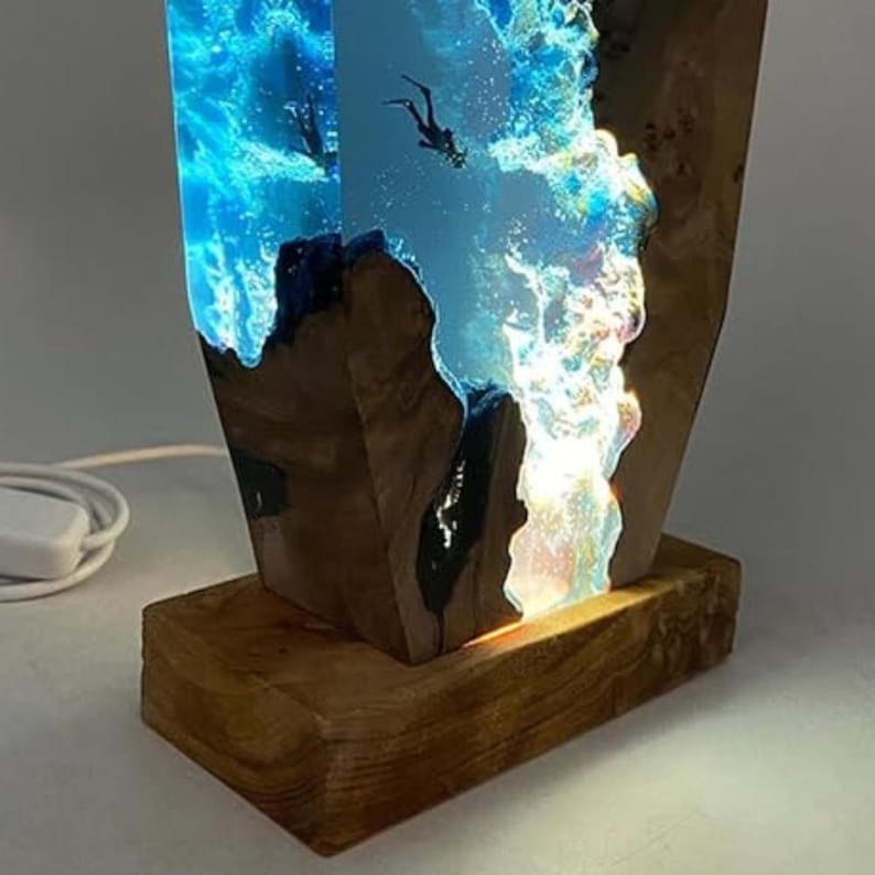 Ocean Diver Resin Lamp – Epoxy Wood LED Light, Underwater Scene Night Lamp