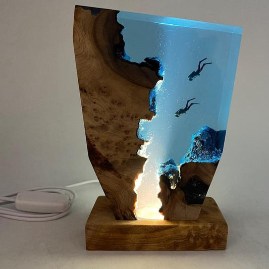 Ocean Diver Resin Lamp – Epoxy Wood LED Light, Underwater Scene Night Lamp
